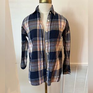 Old Navy Multi-Colored Plaid Boyfriend Shirt in Size XS